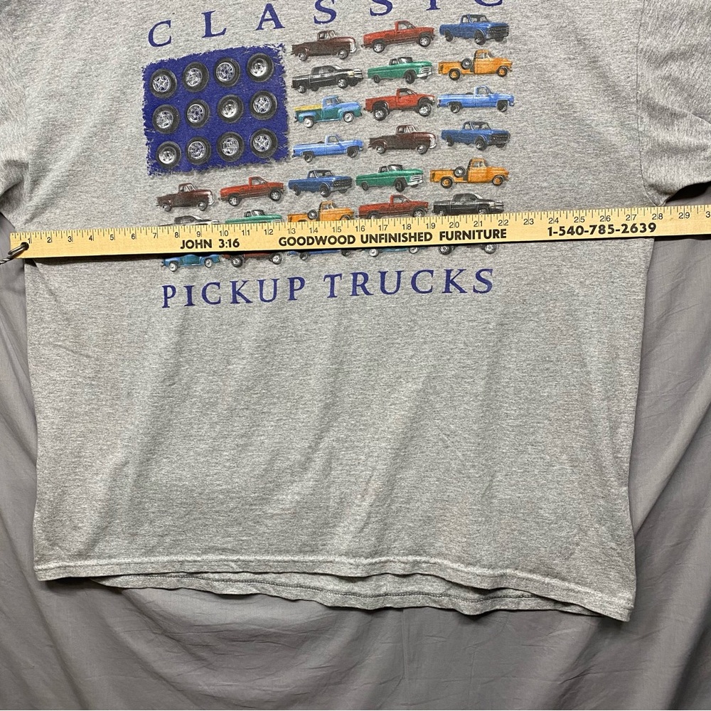 Lifestyle Classics Pick Up Truck American Flag T-Shirt‎ Gray Men  Size | 4XL - Picture 3 of 6